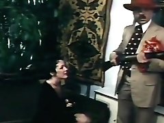 Annie Sprinkle And Maria Rosaria Riuzzi - French Shampoo (1975)