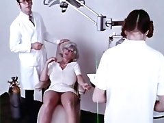 Mrs. Harris' Cavity (1971) - (movie Utter) - Mkx